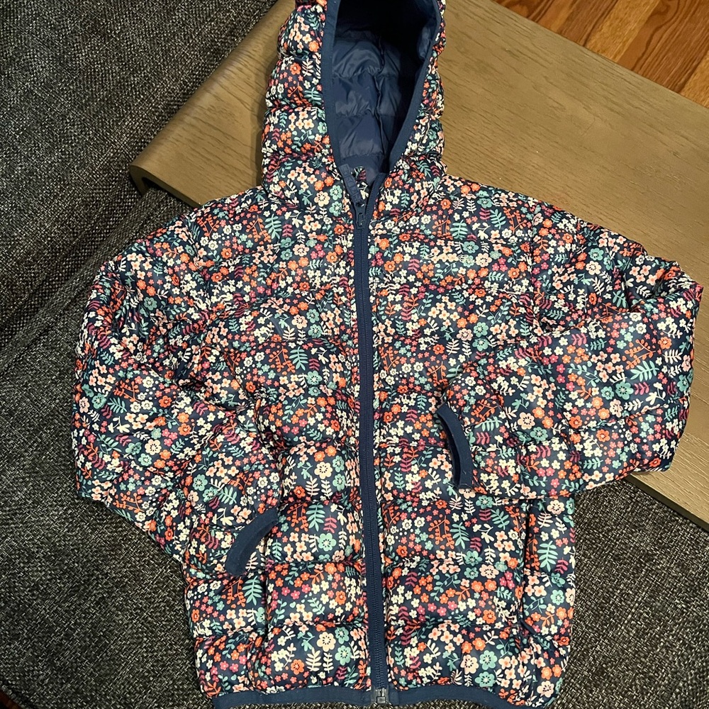Girls Eddie Bauer down light weight winter coat 5/6